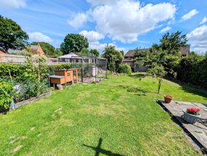 Photo 25- click for photo gallery